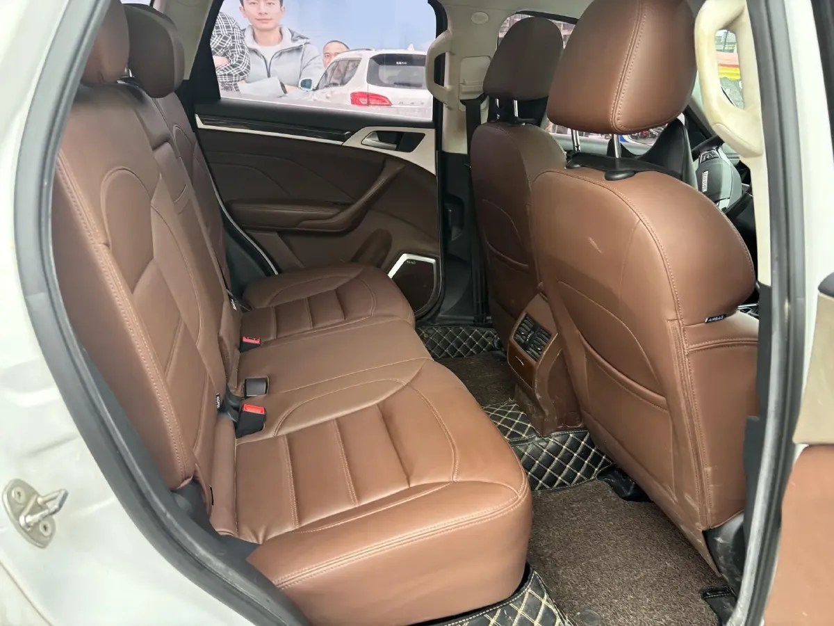 2017 Haval H7 2.0T 231HP L4 6DCT,autocango,china used car exporter,china ev exporter,chinese used car exporter,chinese used ev exporter