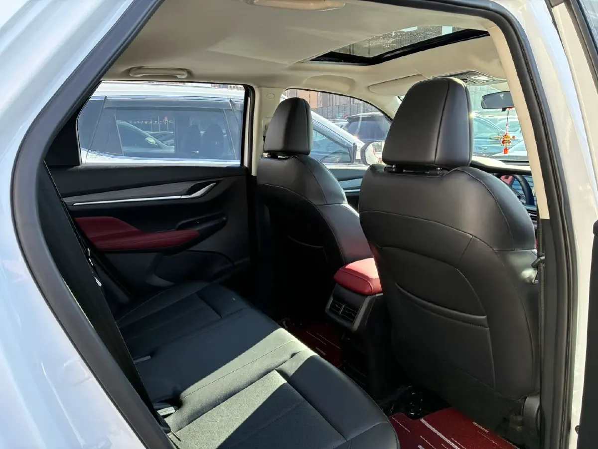 2022 ChangAn CS55 Plus 1.5T 180HP L4 7DCT,autocango,china used car exporter,china ev exporter,chinese used car exporter,chinese used ev exporter