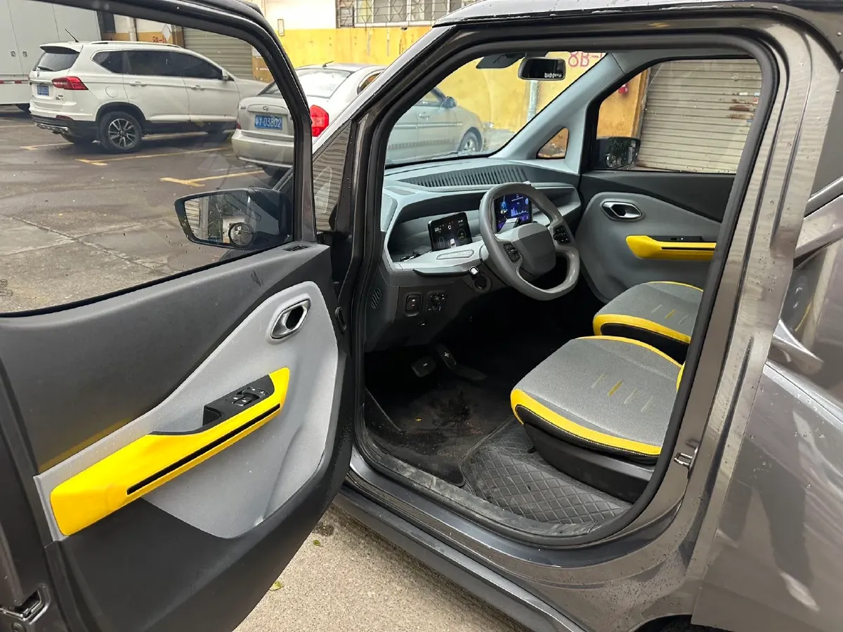 2021 WuLing Nano EV BEV 28KWH,autocango,china used car exporter,china ev exporter,chinese used car exporter,chinese used ev exporter