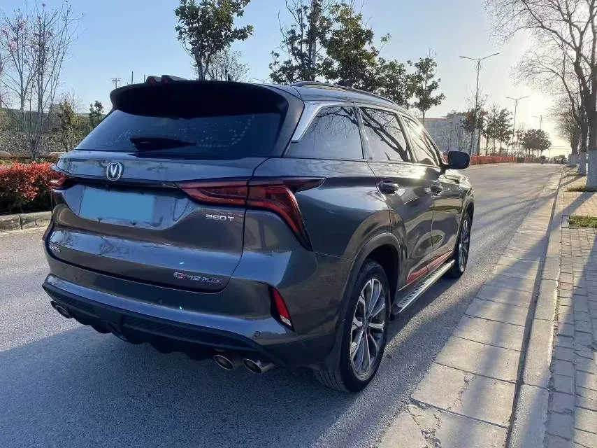 2022 ChangAn CS75 Plus 2.0T 233HP L4 8AT,autocango,china used car exporter,china ev exporter,chinese used car exporter,chinese used ev exporter