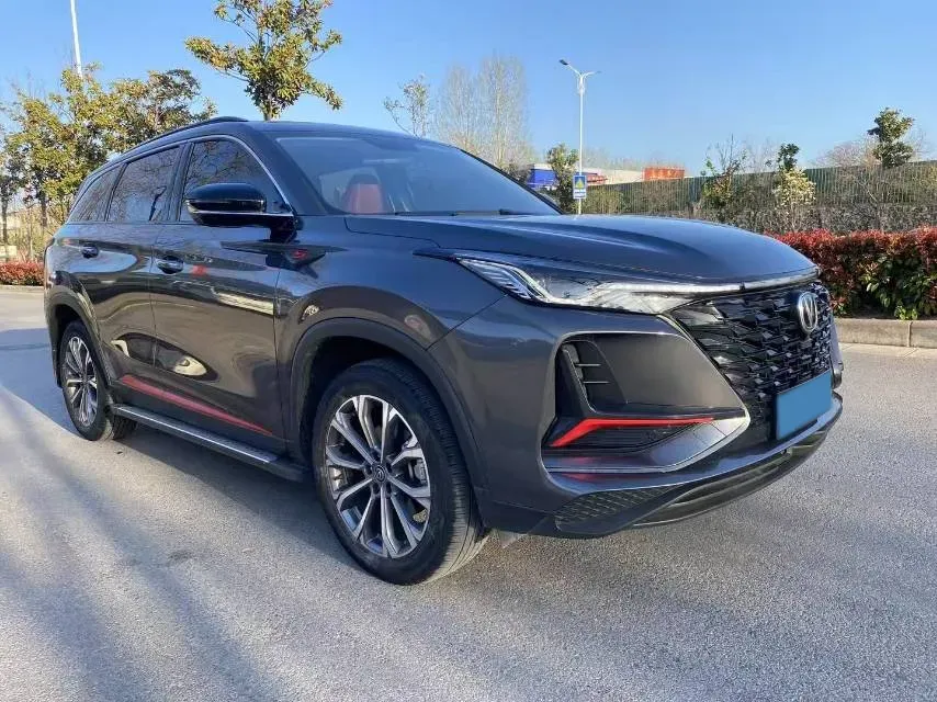 2022 ChangAn CS75 Plus 2.0T 233HP L4 8AT,autocango,china used car exporter,china ev exporter,chinese used car exporter,chinese used ev exporter