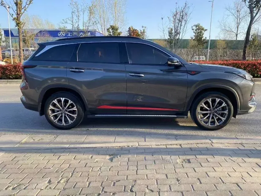 2022 ChangAn CS75 Plus 2.0T 233HP L4 8AT,autocango,china used car exporter,china ev exporter,chinese used car exporter,chinese used ev exporter
