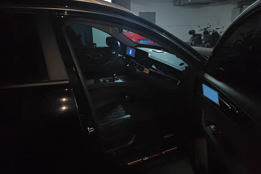 2025 Chery Tiggo 7 Plus 1.6T 197HP L4 8AT,autocango,china used car exporter,china ev exporter,chinese used car exporter,chinese used ev exporter