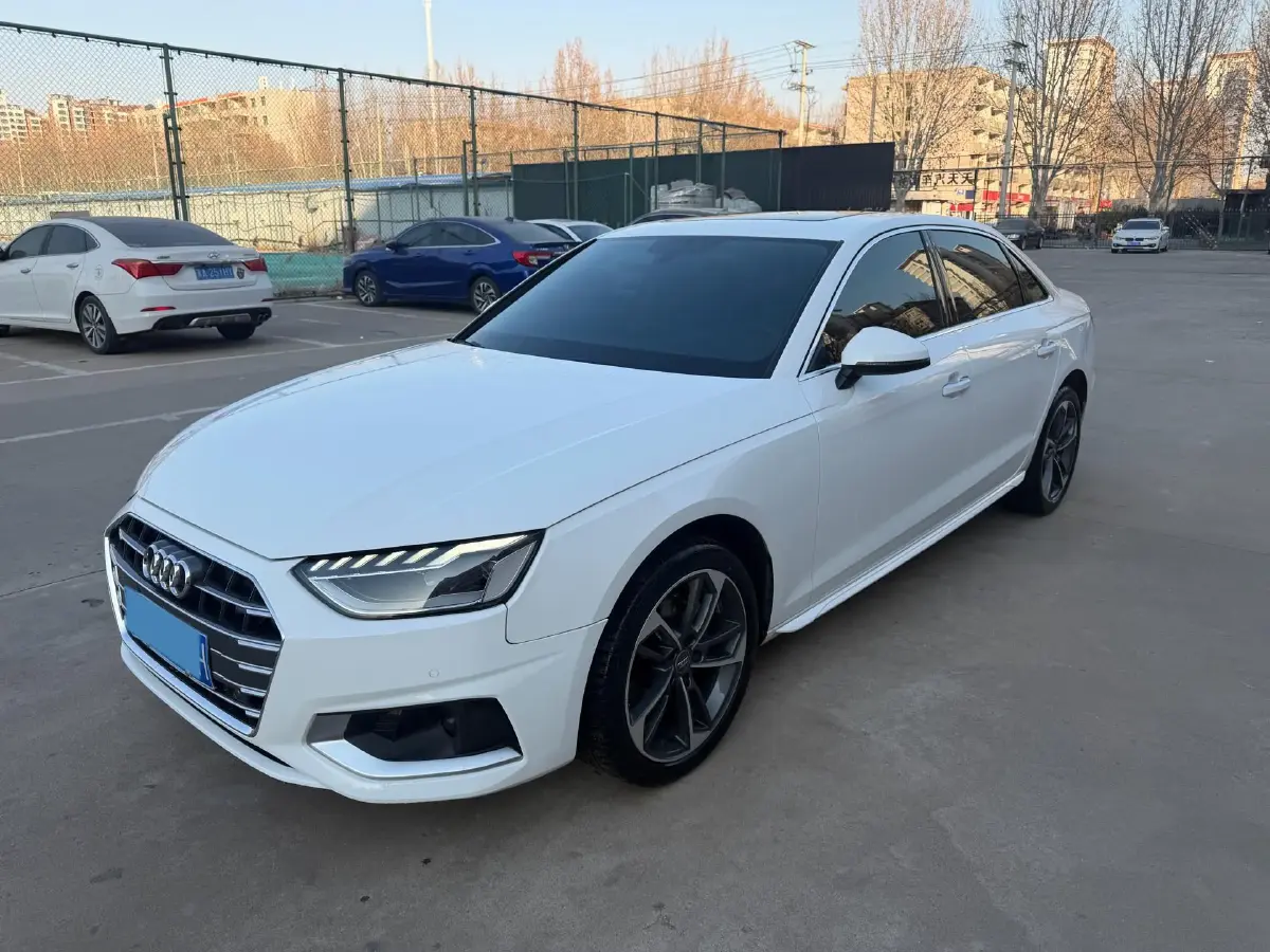 2020 Audi A4L 2.0T 190HP L4 7DCT