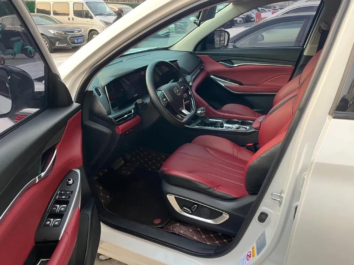 2020 ChangAn CS75 Plus 1.5T 178HP L4 6AT,autocango,china used car exporter,china ev exporter,chinese used car exporter,chinese used ev exporter