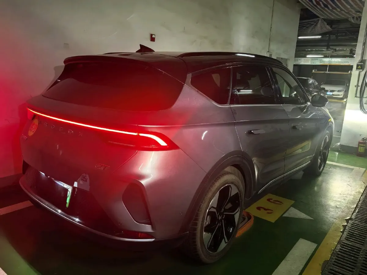 2022 ARCFOX αT BEV 93.6KWH,autocango,china used car exporter,china ev exporter,chinese used car exporter,chinese used ev exporter