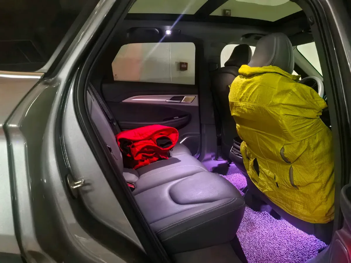 2022 ARCFOX αT BEV 93.6KWH,autocango,china used car exporter,china ev exporter,chinese used car exporter,chinese used ev exporter