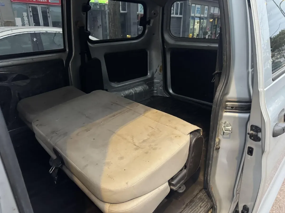 2019 WuLing HongGuang V 1.5L 99HP L4 6MT,autocango,china used car exporter,china ev exporter,chinese used car exporter,chinese used ev exporter