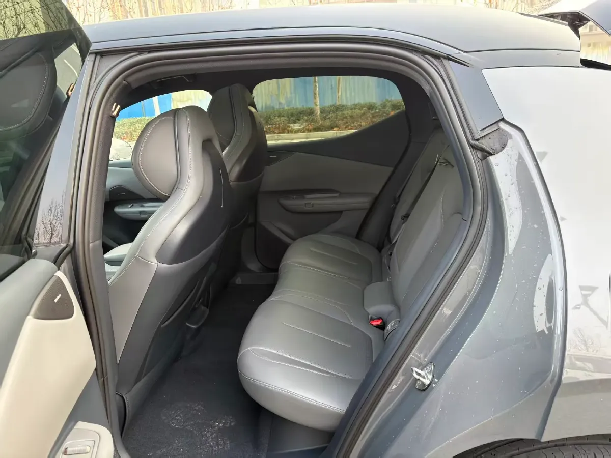 2025 Dongfeng Z9 2.0T 258HP L4 8AT,autocango,china used car exporter,china ev exporter,chinese used car exporter,chinese used ev exporter