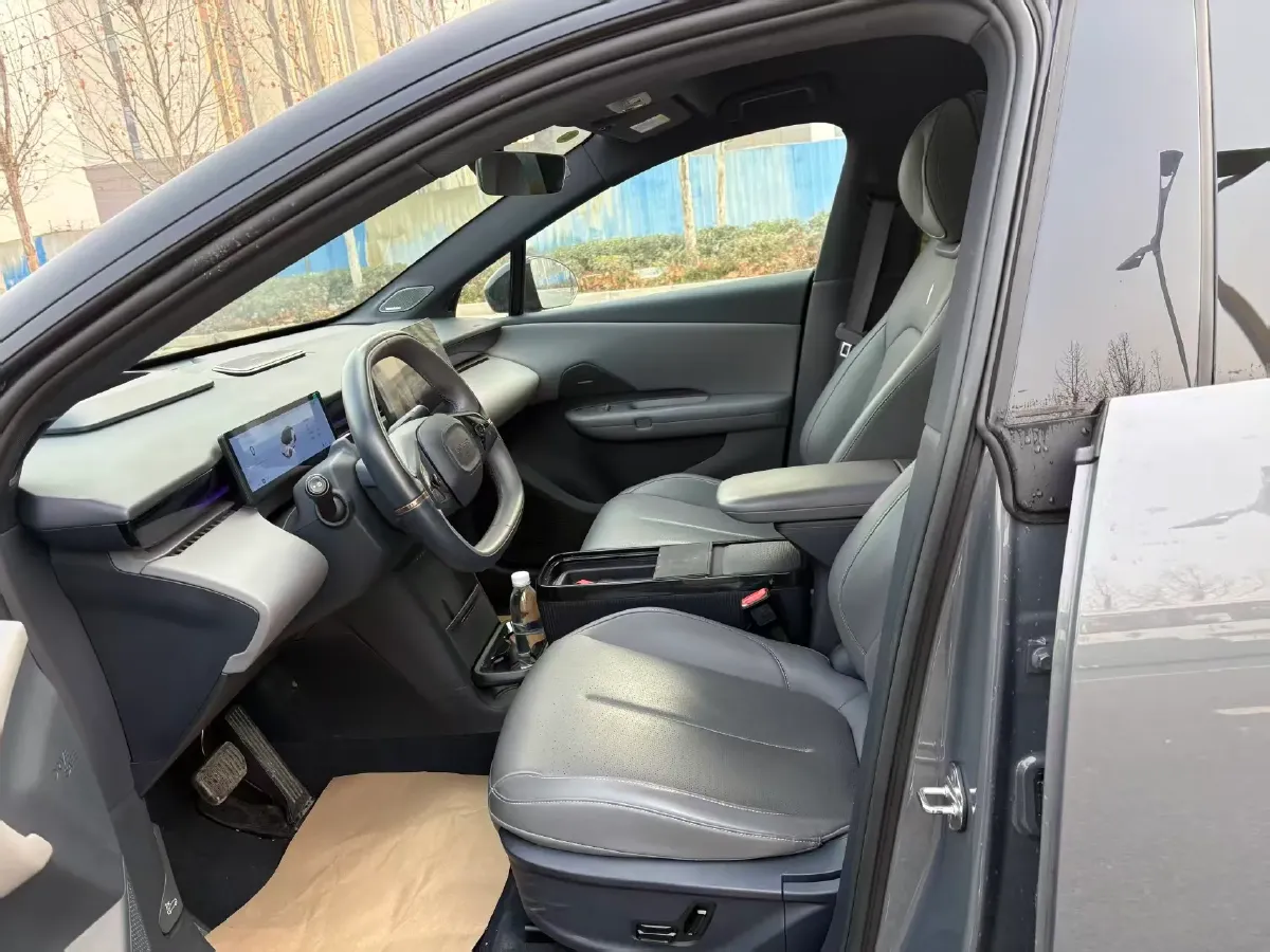 2025 Dongfeng Z9 2.0T 258HP L4 8AT,autocango,china used car exporter,china ev exporter,chinese used car exporter,chinese used ev exporter