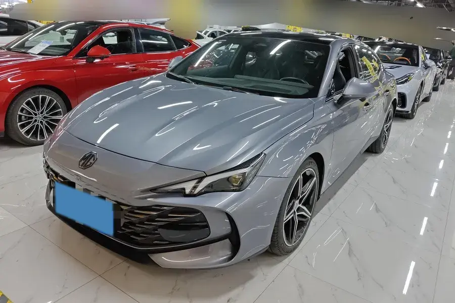 2023 MG 7 2.0T 261HP L4 9AT