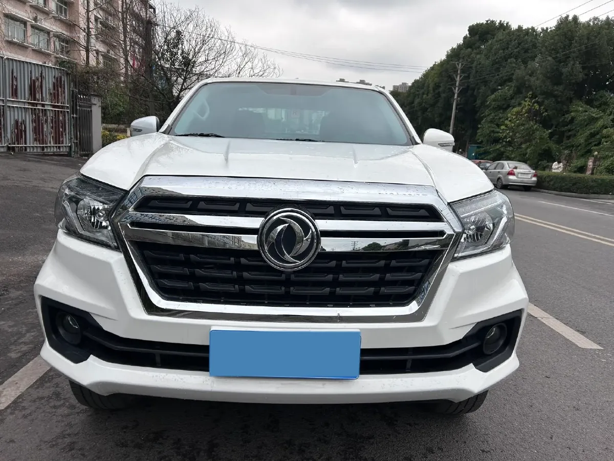 2023 Dongfeng RuiQi 6 2.3T 163HP L4 6MT,autocango,china used car exporter,china ev exporter,chinese used car exporter,chinese used ev exporter