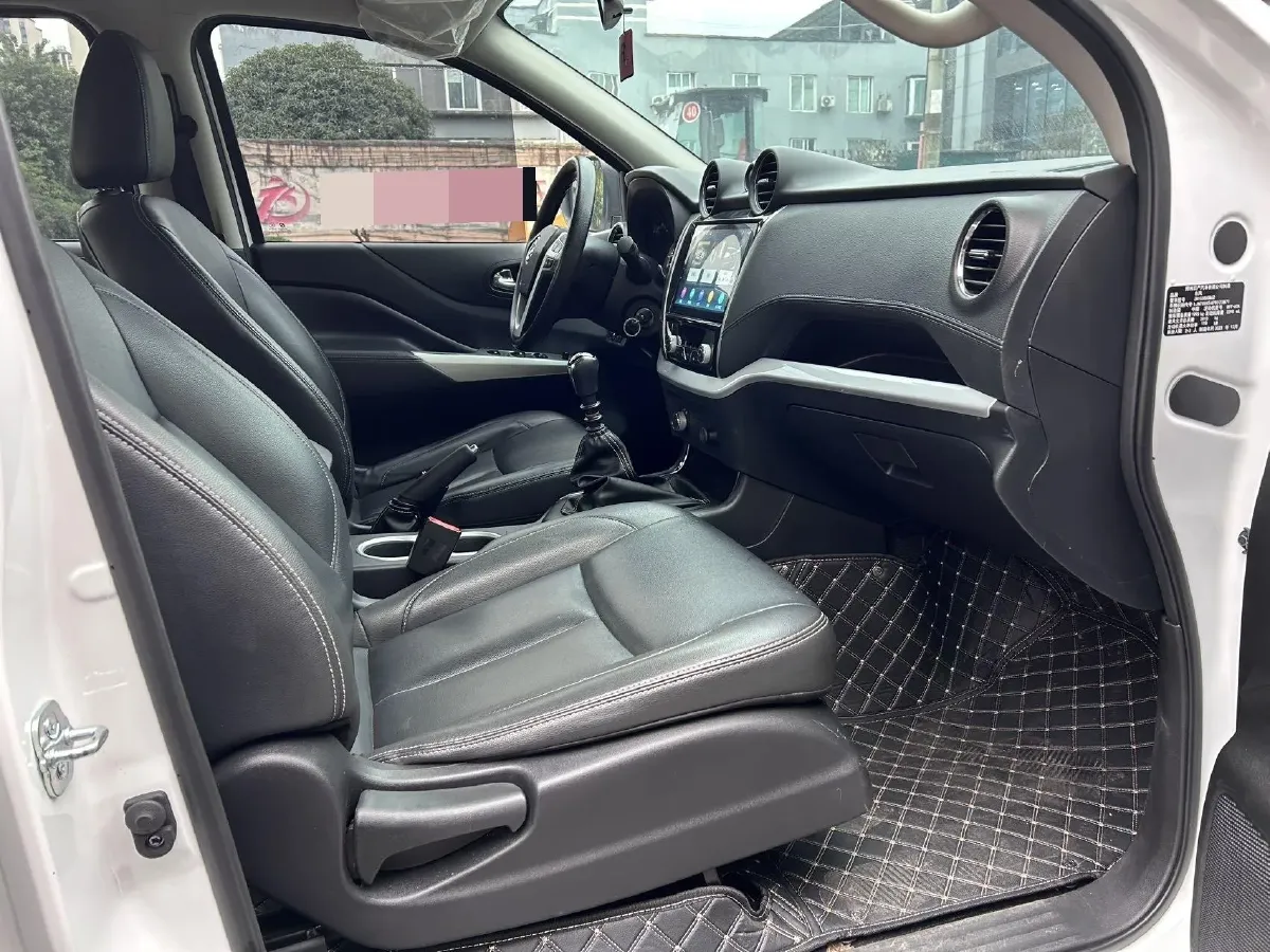 2023 Dongfeng RuiQi 6 2.3T 163HP L4 6MT,autocango,china used car exporter,china ev exporter,chinese used car exporter,chinese used ev exporter