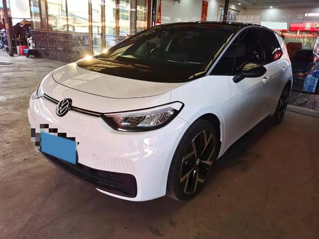 2025 Volkswagen ID.3 BEV 52.8KWH