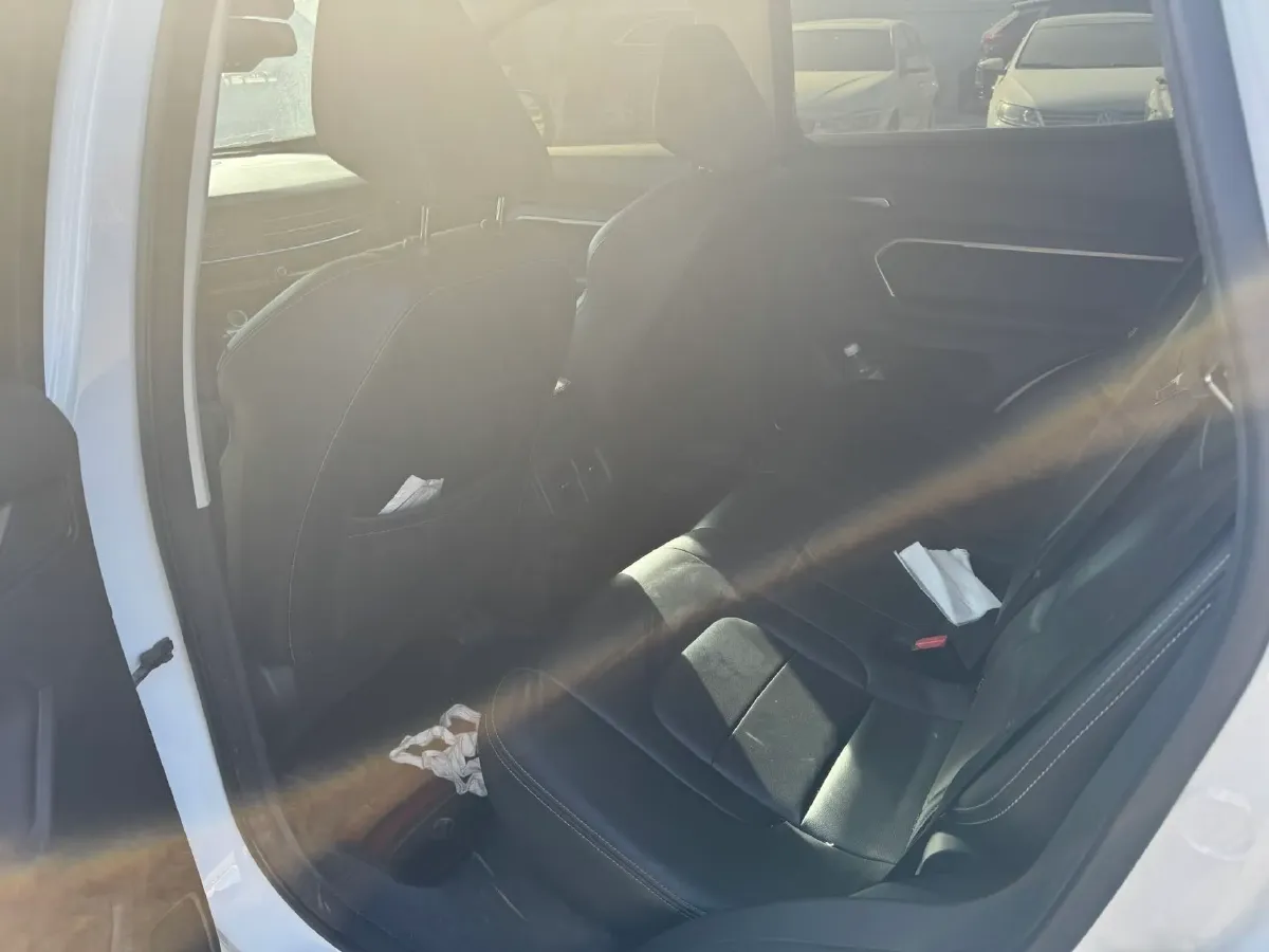 2019 Haval H6 2.0T 197HP L4 7DCT,autocango,china used car exporter,china ev exporter,chinese used car exporter,chinese used ev exporter