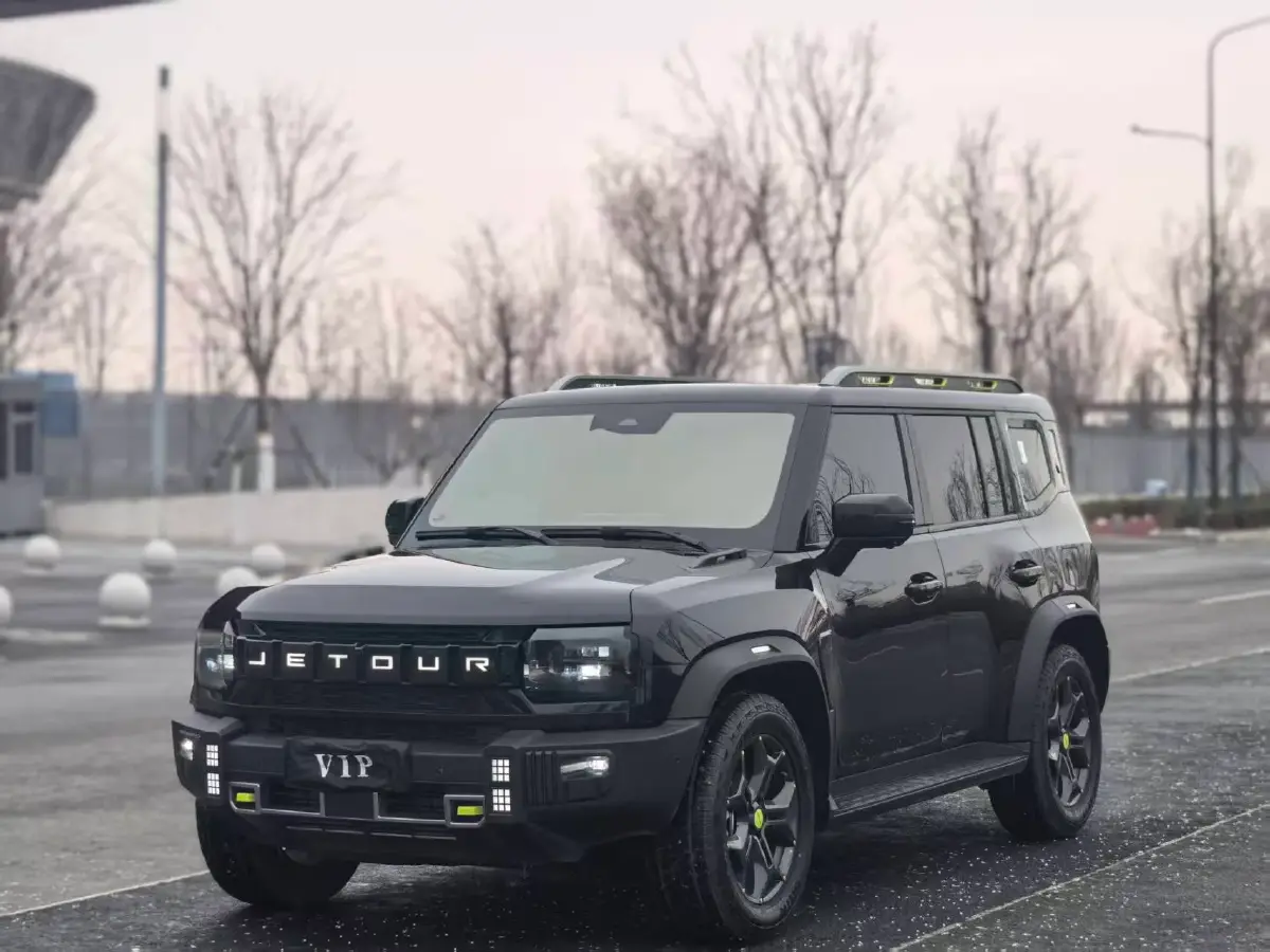 2023 Jetour Traveller 2.0T 254HP L4 7DCT
