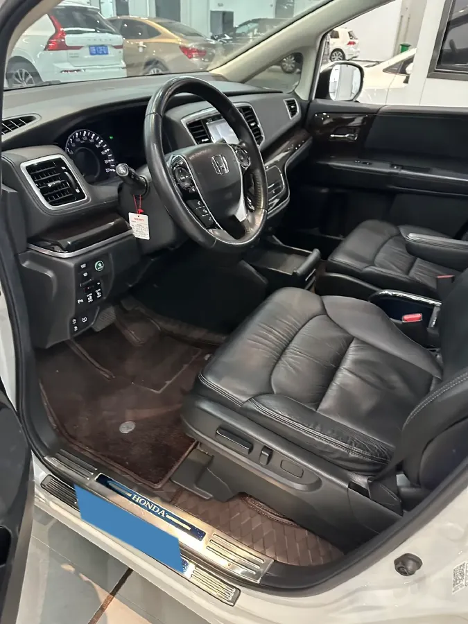 2018 Honda Odyssey 2.4L 186HP L4 CVT,autocango,china used car exporter,china ev exporter,chinese used car exporter,chinese used ev exporter