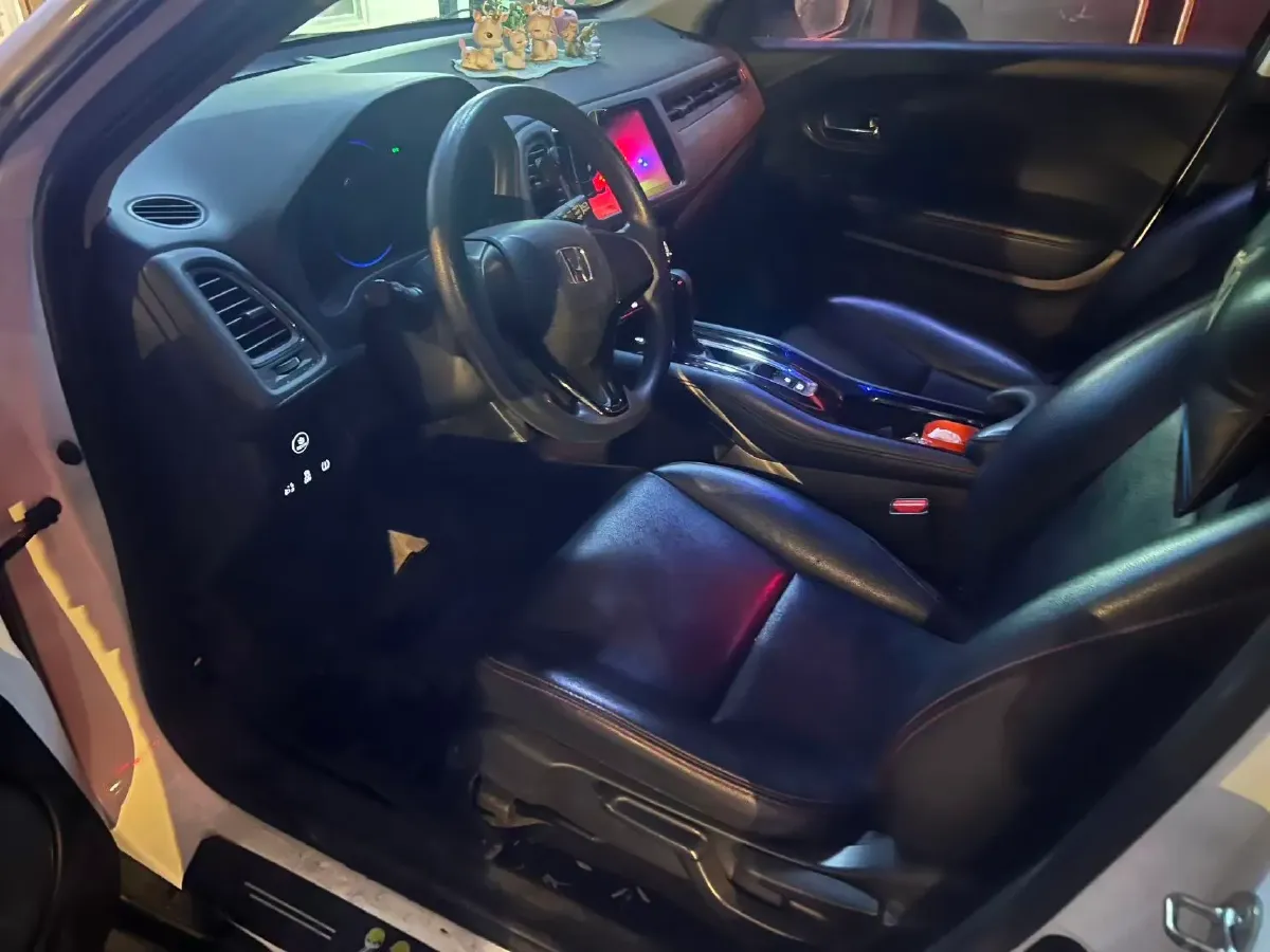 2020 Honda Vezel 1.5L 131HP L4 CVT,autocango,china used car exporter,china ev exporter,chinese used car exporter,chinese used ev exporter