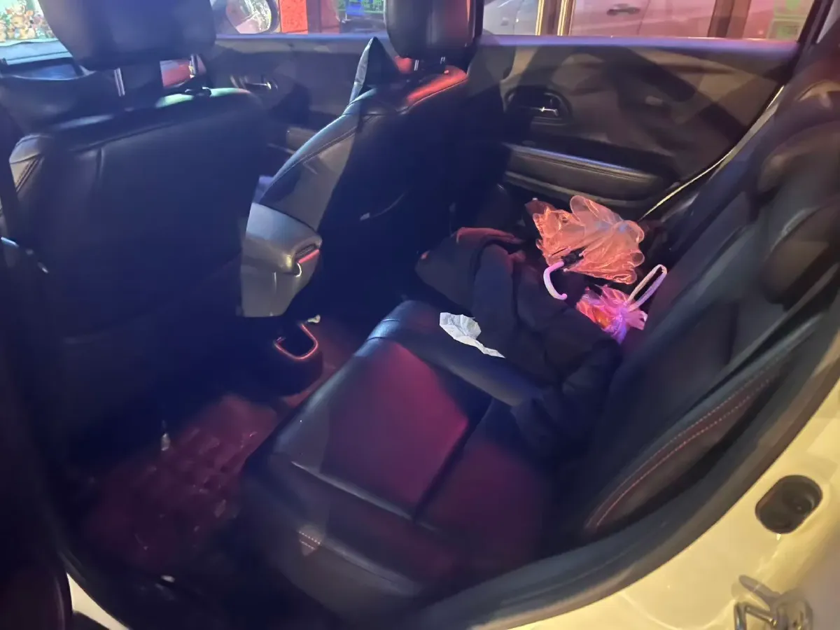 2020 Honda Vezel 1.5L 131HP L4 CVT,autocango,china used car exporter,china ev exporter,chinese used car exporter,chinese used ev exporter