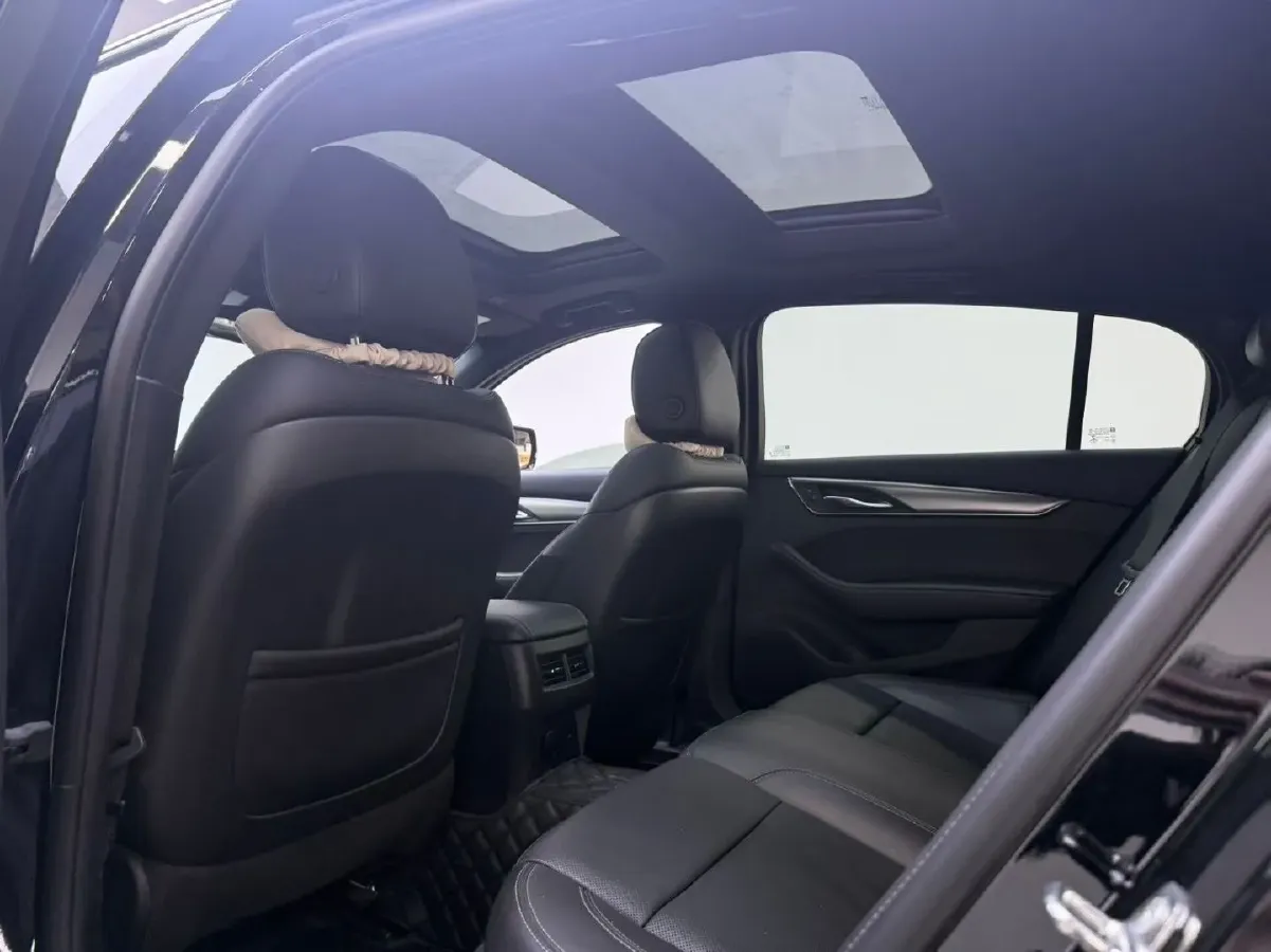 2022 Cadillac CT5 2.0T 237HP L4 10AT,autocango,china used car exporter,china ev exporter,chinese used car exporter,chinese used ev exporter