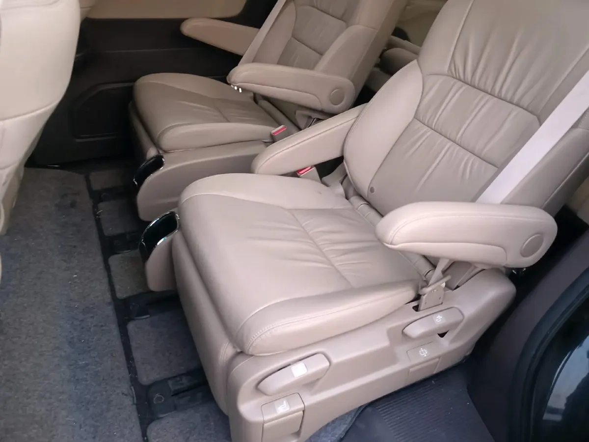 2023 Toyota Frontlander 2.0L 171HP L4 CVT,autocango,china used car exporter,china ev exporter,chinese used car exporter,chinese used ev exporter