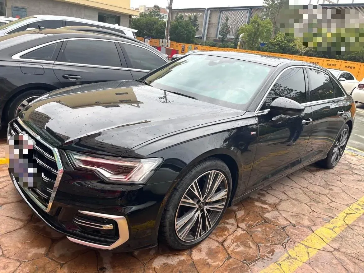 2024 Audi A6L 2.0T 245HP L4 7DCT,autocango,china used car exporter,china ev exporter,chinese used car exporter,chinese used ev exporter