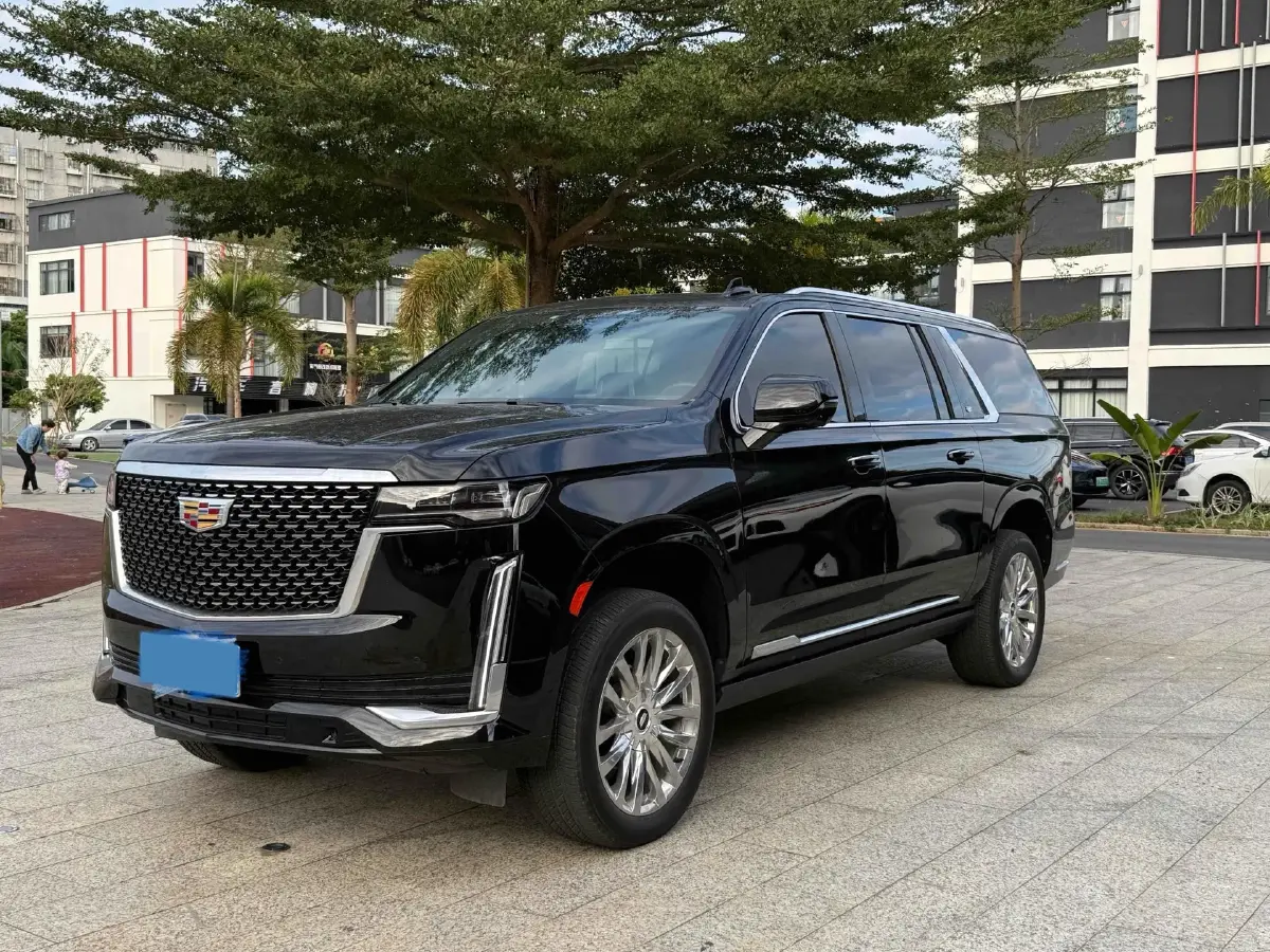 2022 Cadillac CT5 2.0T 237HP L4 10AT