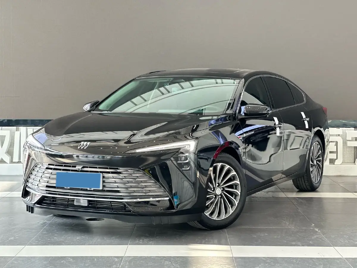 2023 Buick Larcosse 2.0T 237HP L4 9AT