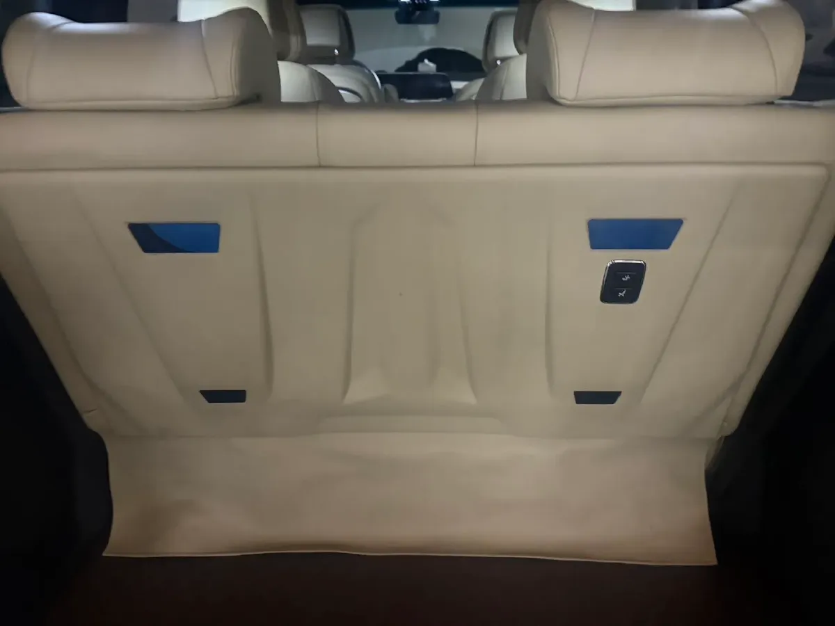 2022 Buick GL8 2.0T 237HP L4 9AT,autocango,china used car exporter,china ev exporter,chinese used car exporter,chinese used ev exporter