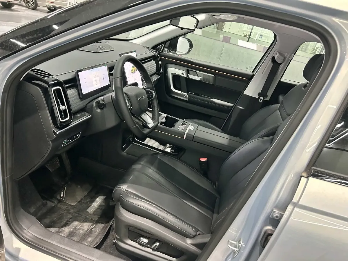 2024 Chery Exploration 06 C-DM 1.5T 156HP L4 DHT PHEV 18.3KWH,autocango,china used car exporter,china ev exporter,chinese used car exporter,chinese used ev exporter