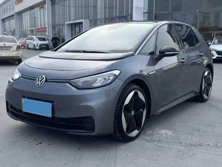 2023 Volkswagen ID.3 BEV 52.8KWH