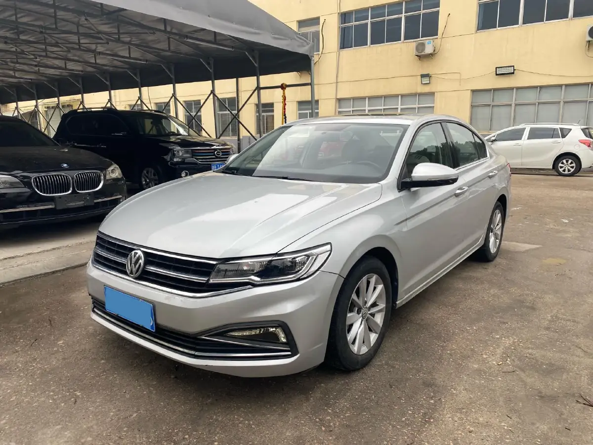 2020 Volkswagen Bora 1.5L 113HP L4 6AT