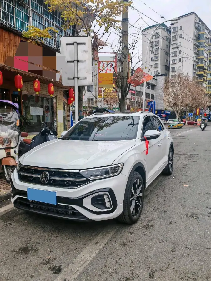 2026 Volkswagen T-Roc 1.5T 160HP L4 7DCT