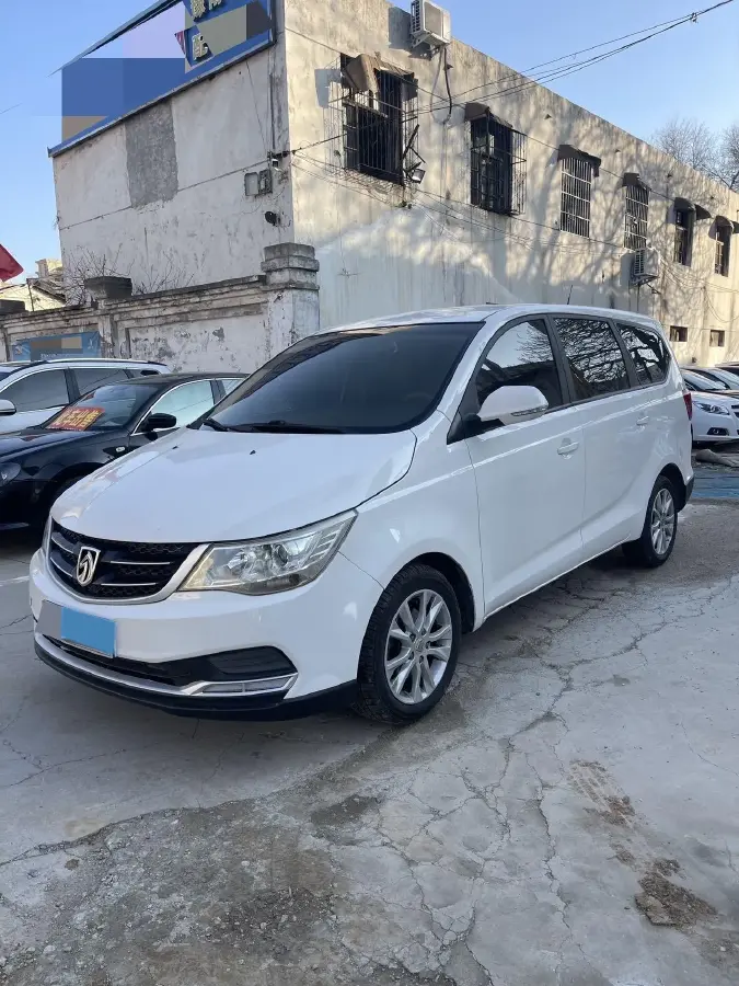 2016 BaoJun 730 1.5L 112HP L4 5MT