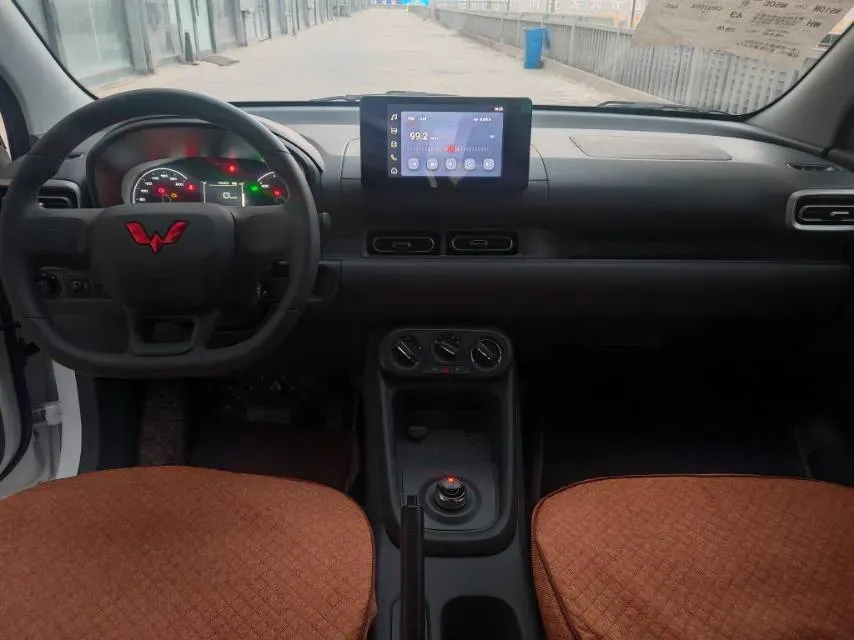 2025 WuLing HongGuang New Energy REEV 99HP REEV,autocango,china used car exporter,china ev exporter,chinese used car exporter,chinese used ev exporter