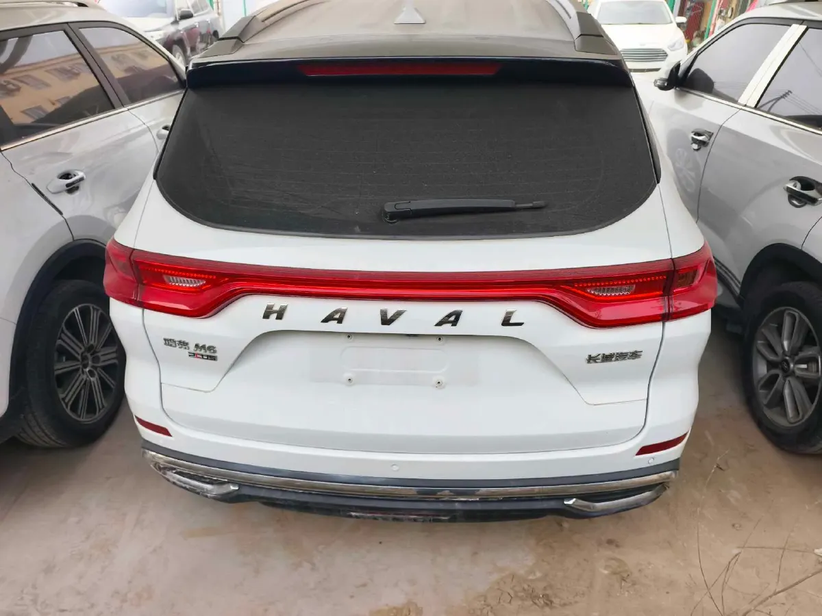 2021 Haval M6 1.5T 150HP L4 7DCT,autocango,china used car exporter,china ev exporter,chinese used car exporter,chinese used ev exporter