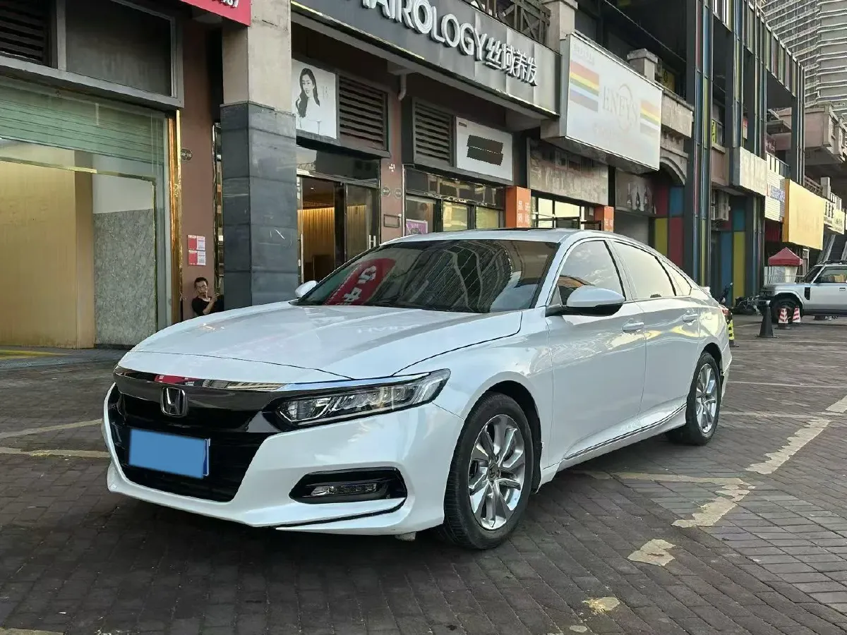 2018 Honda Accord 1.5T 194HP L4 CVT,autocango,china used car exporter,china ev exporter,chinese used car exporter,chinese used ev exporter