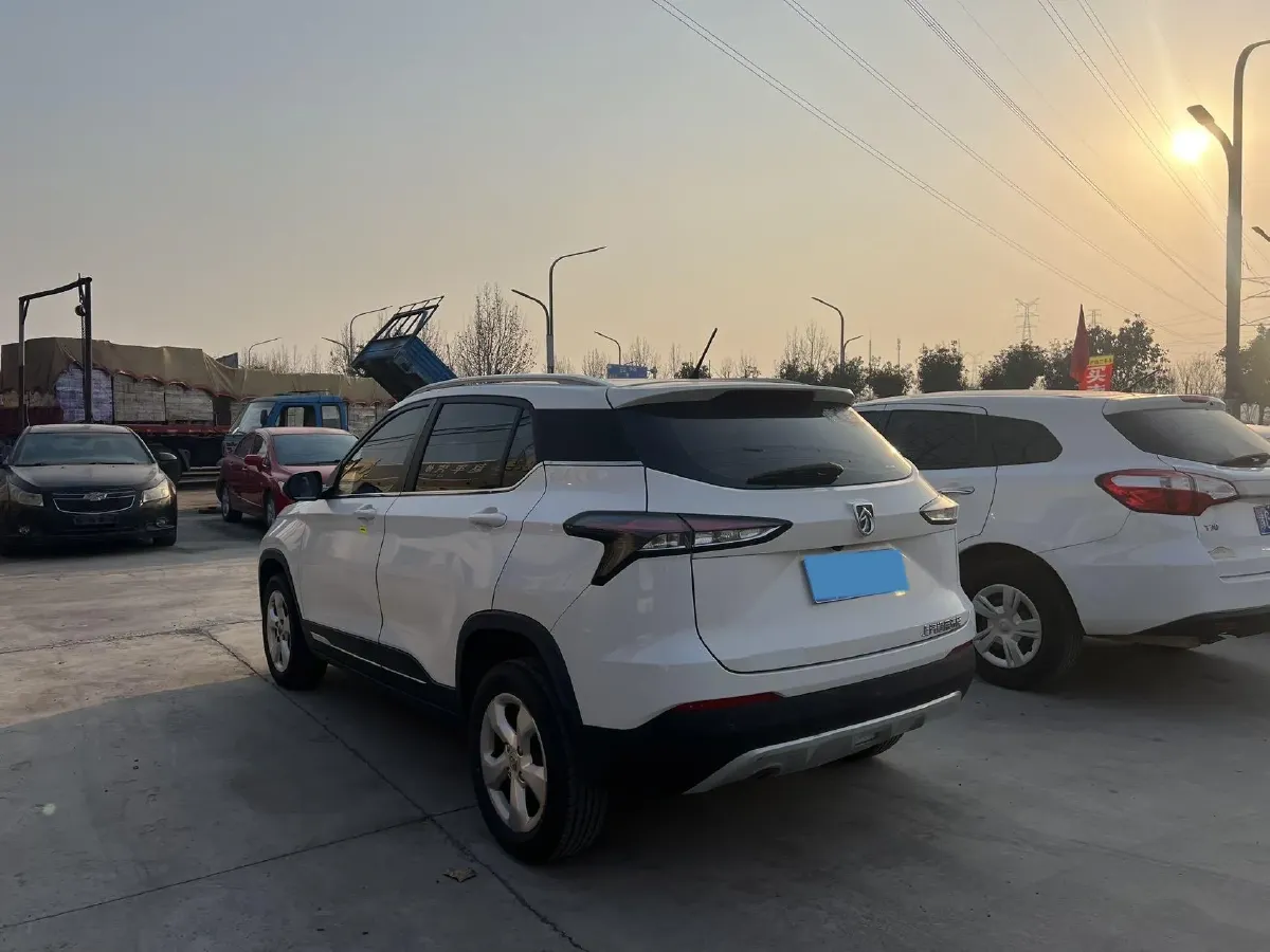 2019 BaoJun RM-5 1.5L 99HP L4 6MT,autocango,china used car exporter,china ev exporter,chinese used car exporter,chinese used ev exporter