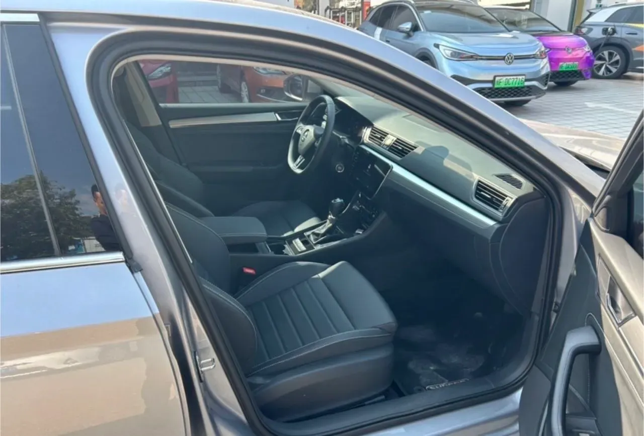 2024 Skoda Superb 1.4T 150HP L4 7DCT,autocango,china used car exporter,china ev exporter,chinese used car exporter,chinese used ev exporter