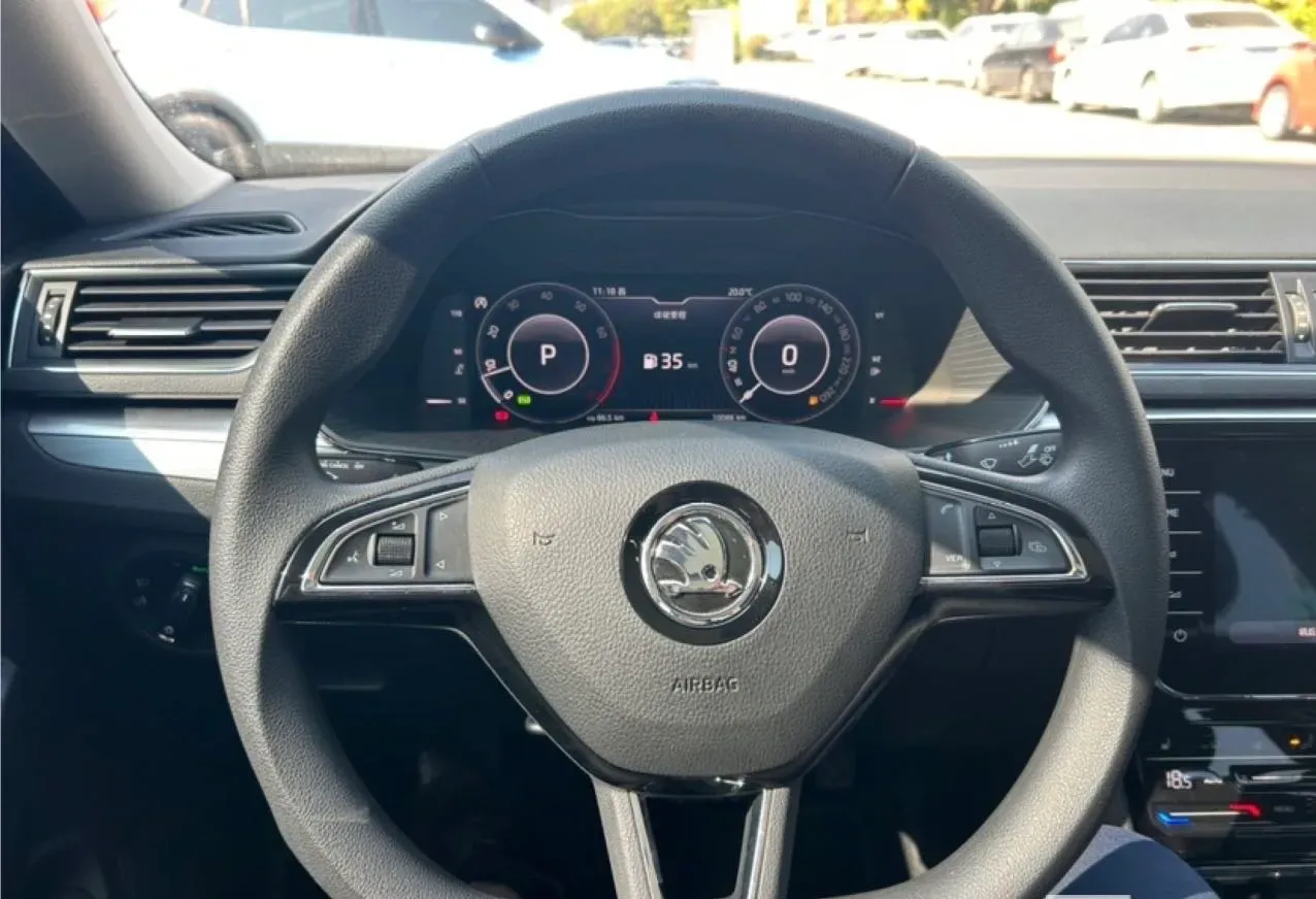 2024 Skoda Superb 1.4T 150HP L4 7DCT,autocango,china used car exporter,china ev exporter,chinese used car exporter,chinese used ev exporter