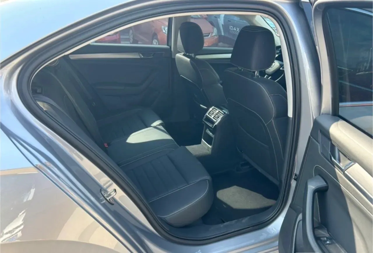 2024 Skoda Superb 1.4T 150HP L4 7DCT,autocango,china used car exporter,china ev exporter,chinese used car exporter,chinese used ev exporter