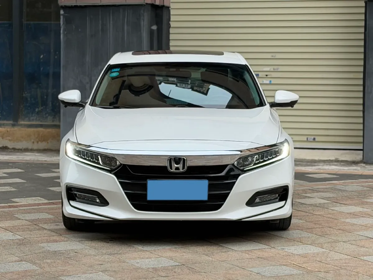2018 Honda Accord 1.5T 194HP L4 CVT,autocango,china used car exporter,china ev exporter,chinese used car exporter,chinese used ev exporter