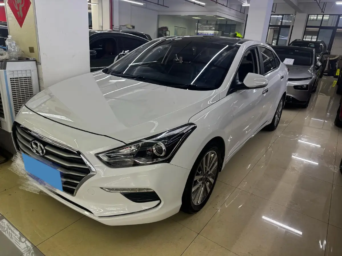 2017 Hyundai Mistra 1.8L 143HP L4 6AT