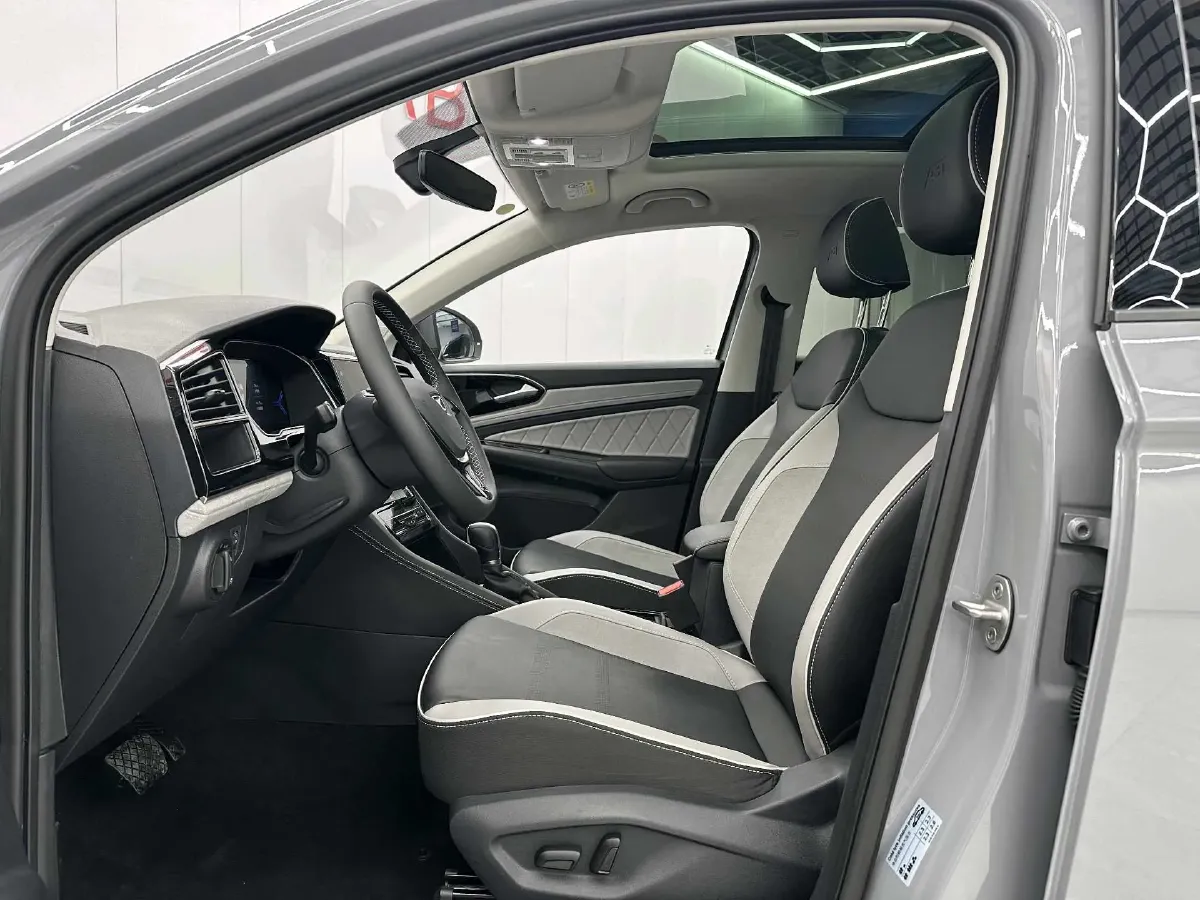 2023 Jetta VS7 1.4T 150HP L4 6AT,autocango,china used car exporter,china ev exporter,chinese used car exporter,chinese used ev exporter