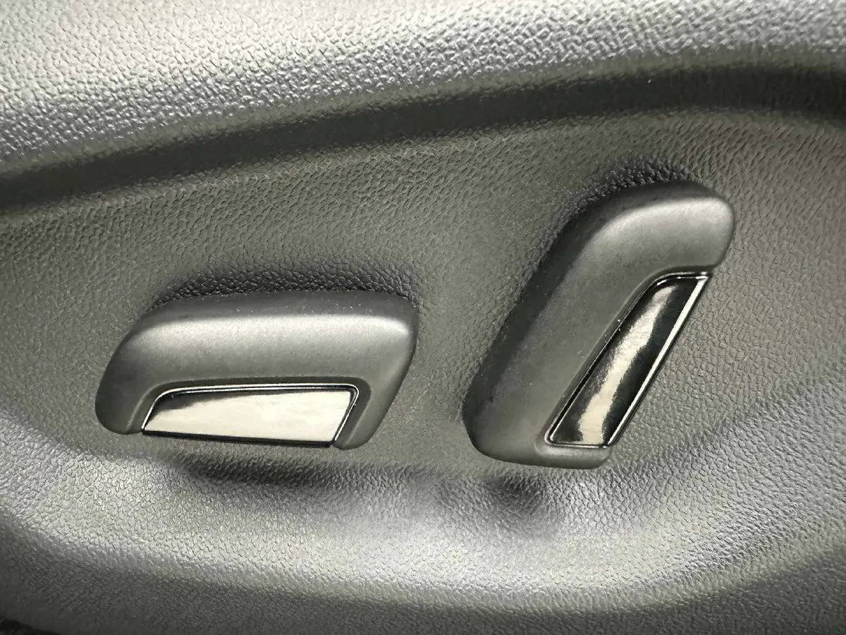 2023 Jetta VS7 1.4T 150HP L4 6AT,autocango,china used car exporter,china ev exporter,chinese used car exporter,chinese used ev exporter