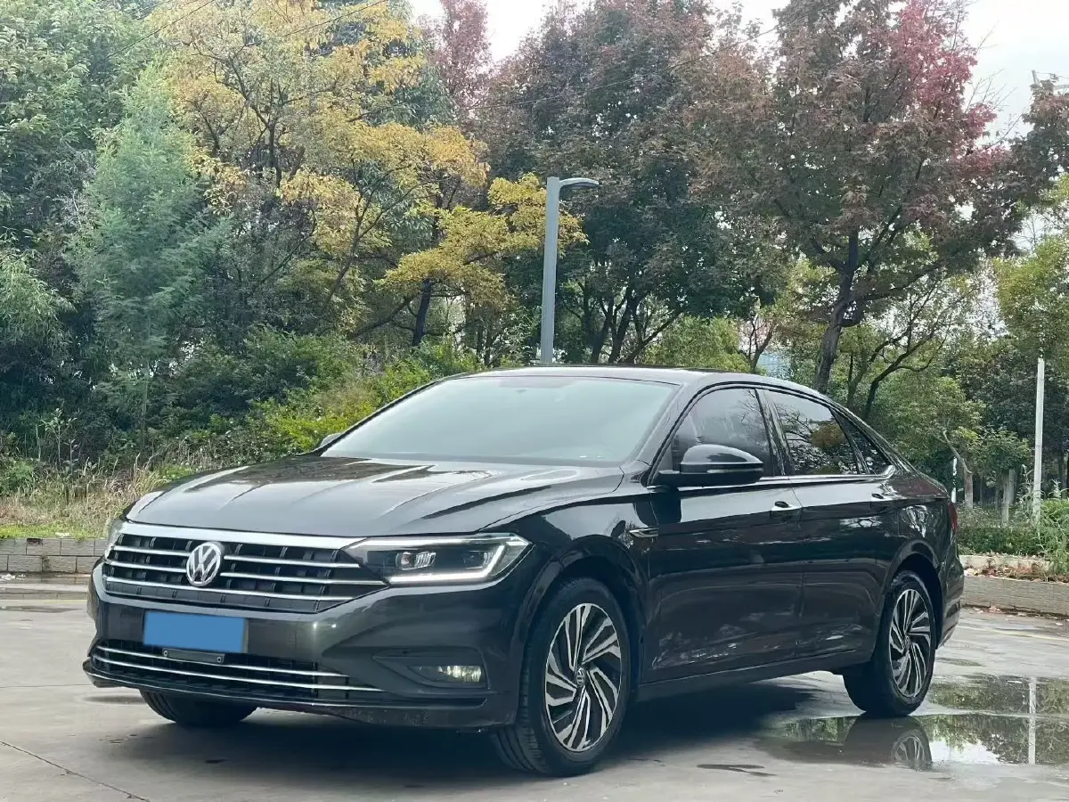 2022 Volkswagen Sagitar 1.4T 150HP L4 7DCT