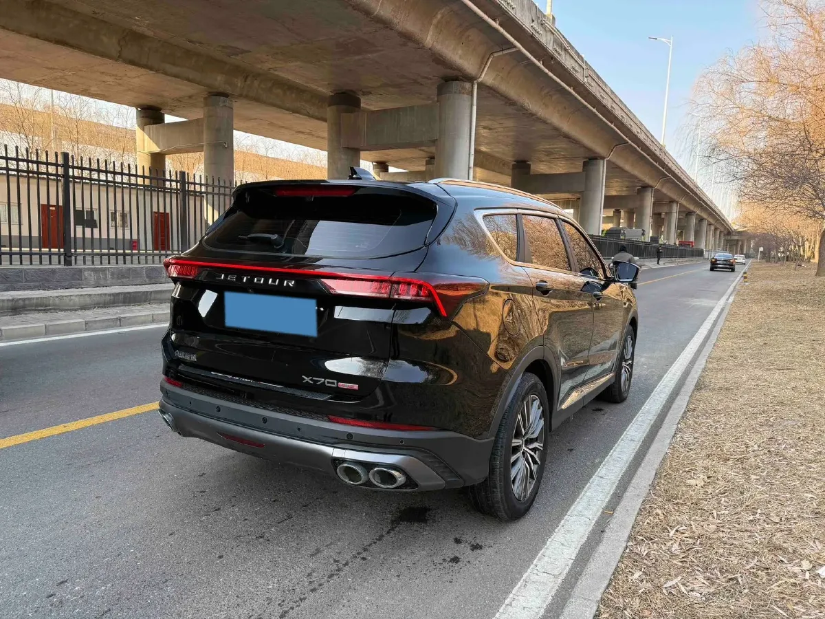 2023 ChangAn Oshan X7 Plus 1.5T 188HP L4 7DCT,autocango,china used car exporter,china ev exporter,chinese used car exporter,chinese used ev exporter