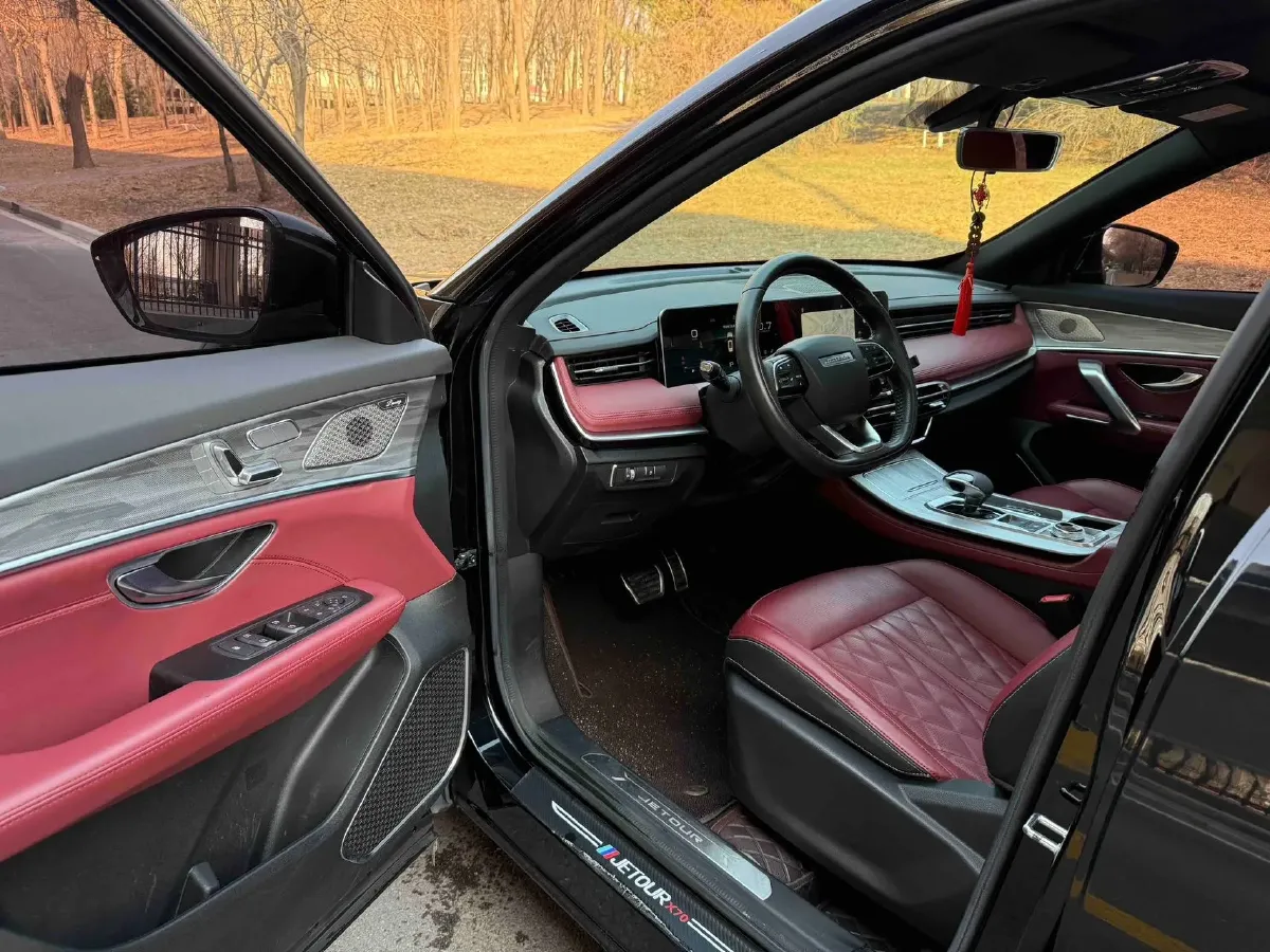 2023 ChangAn Oshan X7 Plus 1.5T 188HP L4 7DCT,autocango,china used car exporter,china ev exporter,chinese used car exporter,chinese used ev exporter