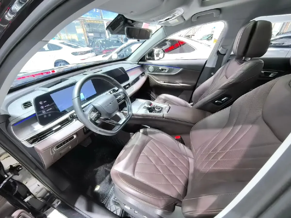 2024 Chery Tiggo 8 PRO 2.0T 254HP L4 7DCT,autocango,china used car exporter,china ev exporter,chinese used car exporter,chinese used ev exporter