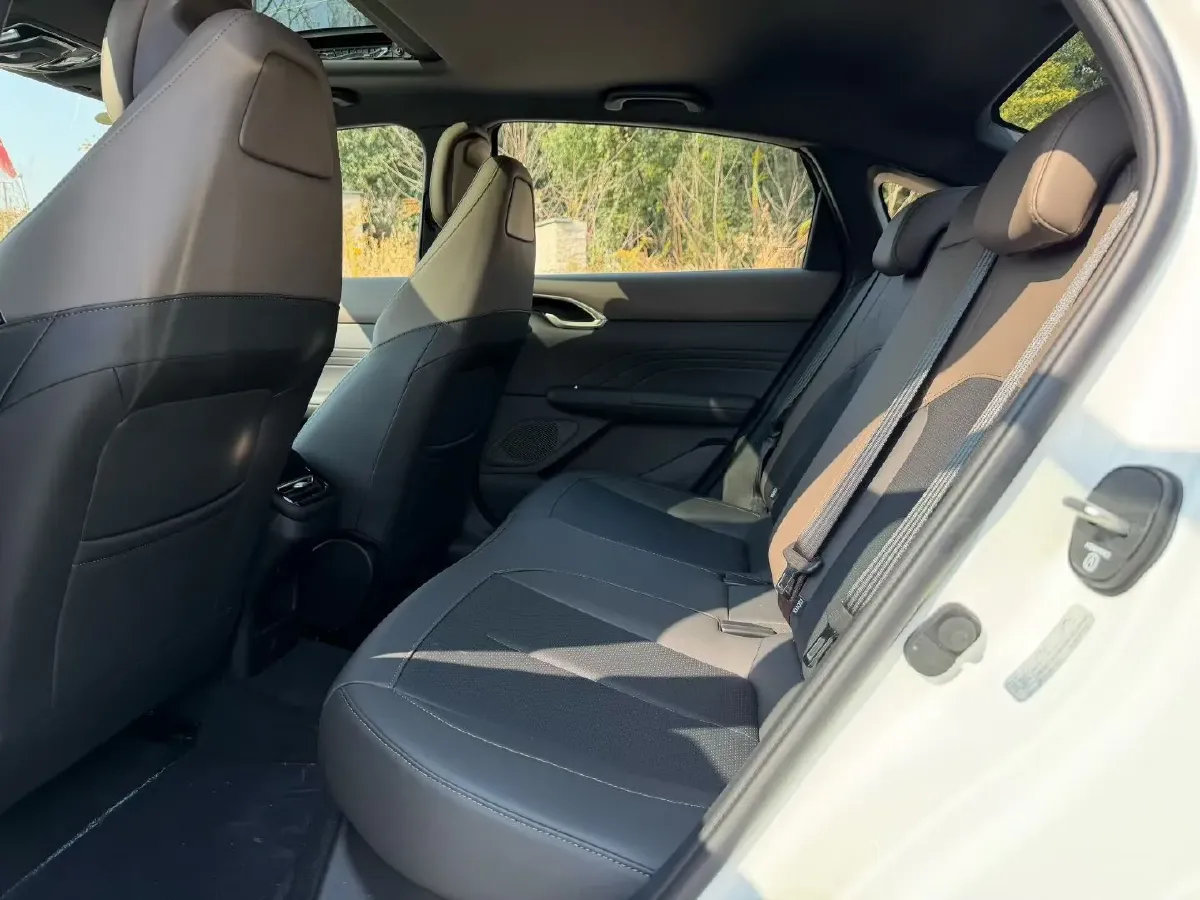 2026 ChangAn Eado 1.5T 192HP L4 7DCT,autocango,china used car exporter,china ev exporter,chinese used car exporter,chinese used ev exporter